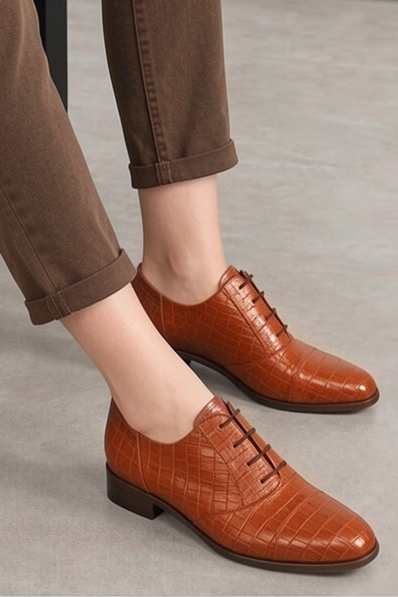 Women's terracotta classic oxfords and derby shoes with round toe and chunky rubber lug sole - Worn view